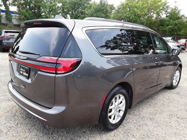 2022 Chrysler Pacifica Touring-L