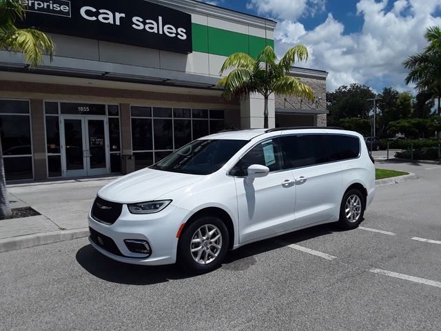 2022 Chrysler Pacifica Touring-L