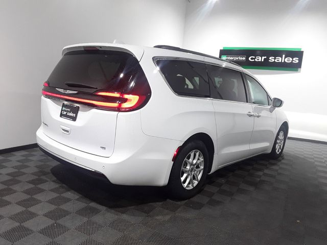 2022 Chrysler Pacifica Touring-L