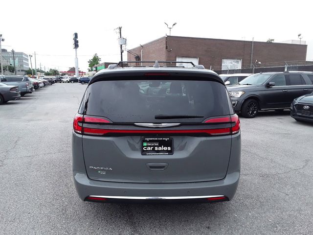 2022 Chrysler Pacifica Touring-L