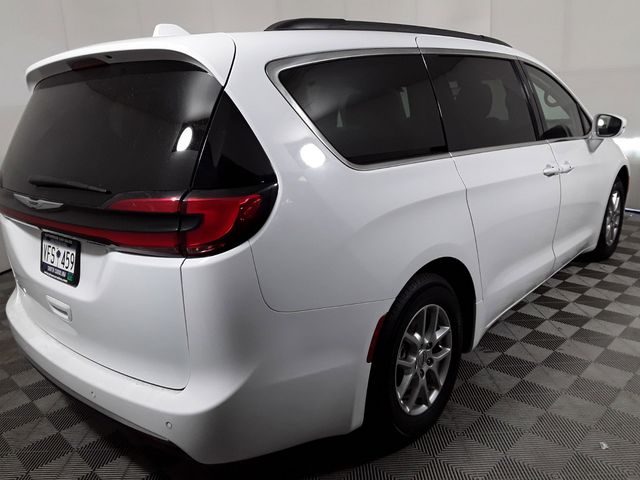 2022 Chrysler Pacifica Touring-L