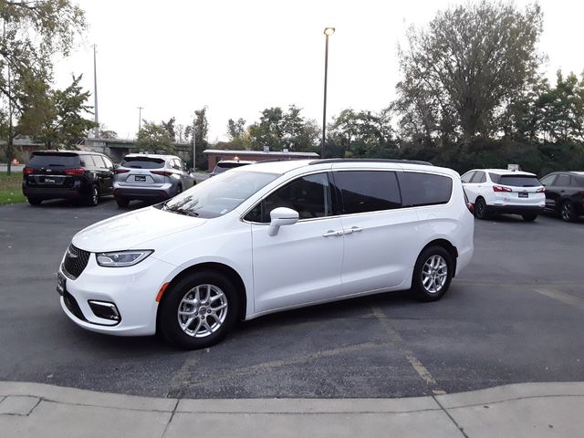 2022 Chrysler Pacifica Touring-L