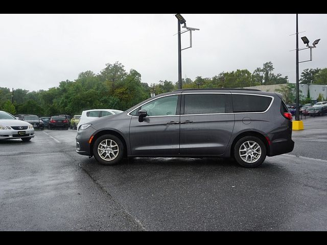 2022 Chrysler Pacifica Touring-L