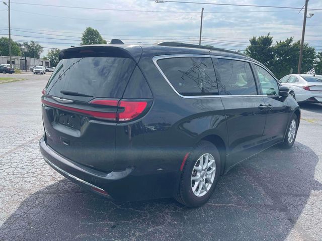 2022 Chrysler Pacifica Touring-L