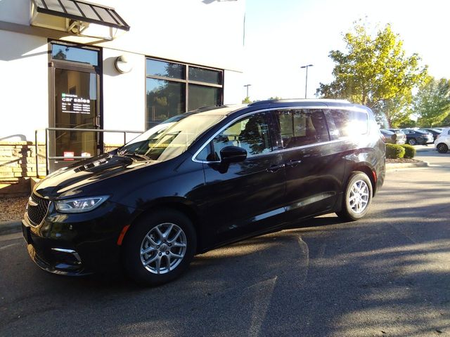 2022 Chrysler Pacifica Touring-L