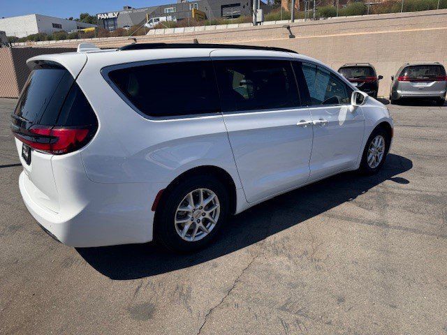 2022 Chrysler Pacifica Touring-L