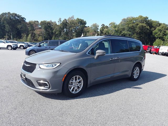 2022 Chrysler Pacifica Touring-L