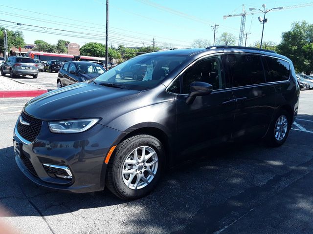 2022 Chrysler Pacifica Touring-L