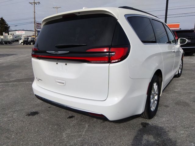 2022 Chrysler Pacifica Touring-L