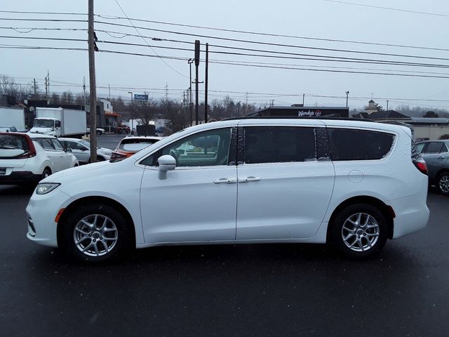 2022 Chrysler Pacifica Touring-L