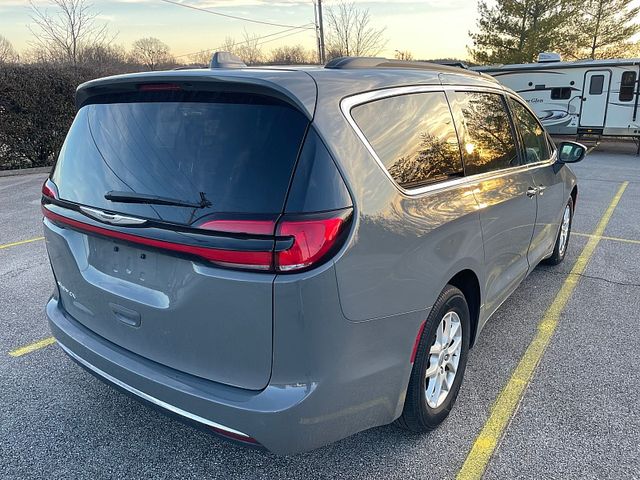 2022 Chrysler Pacifica Touring-L