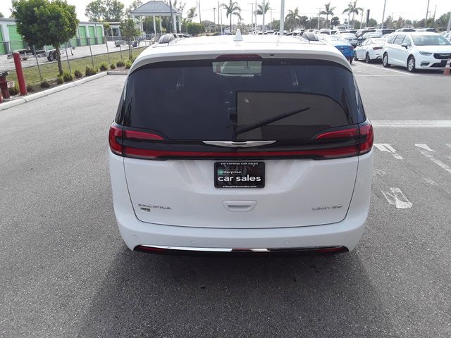 2022 Chrysler Pacifica Limited