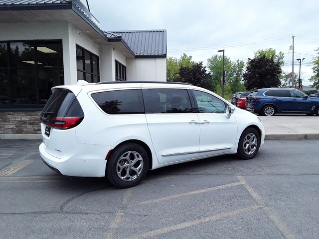 2022 Chrysler Pacifica Limited