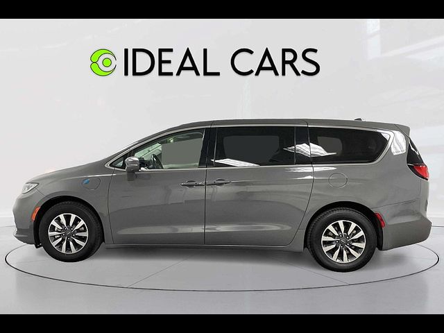 2022 Chrysler Pacifica Hybrid Touring L