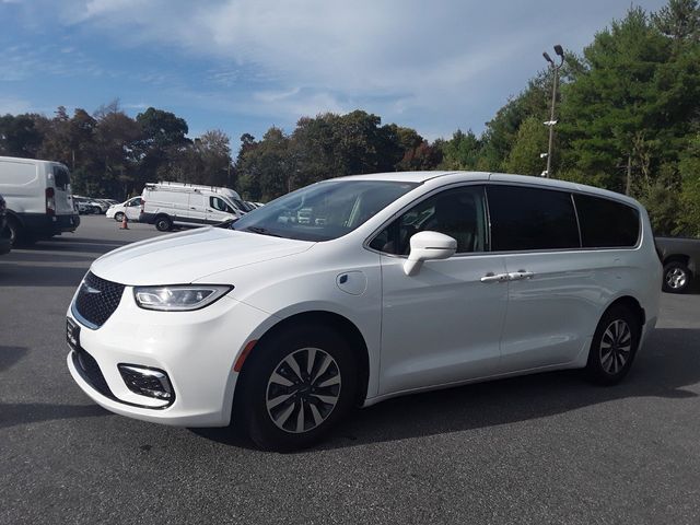 2022 Chrysler Pacifica Hybrid Touring L