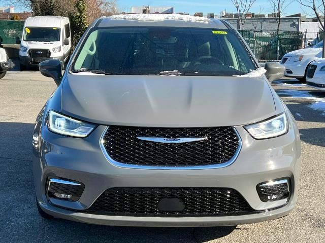 2022 Chrysler Pacifica Hybrid Touring L