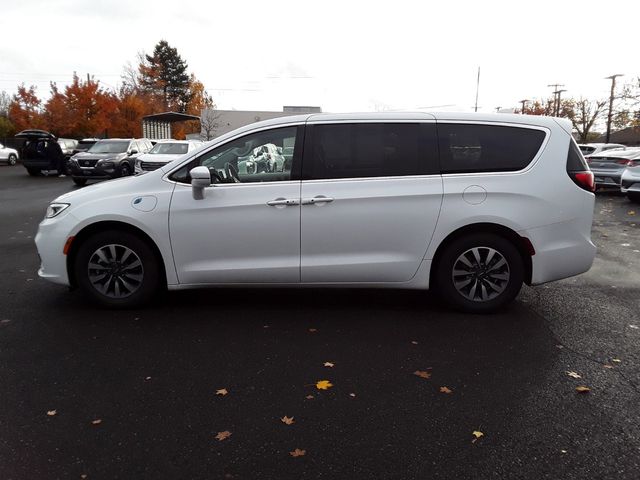 2022 Chrysler Pacifica Hybrid Touring L