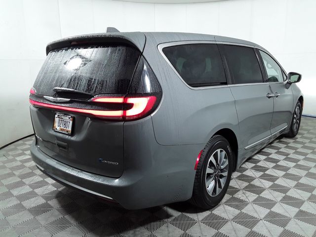 2022 Chrysler Pacifica Hybrid Limited