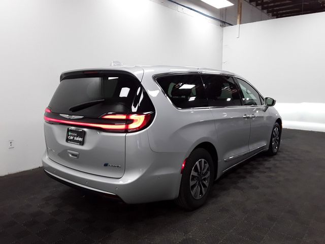 2022 Chrysler Pacifica Hybrid Limited