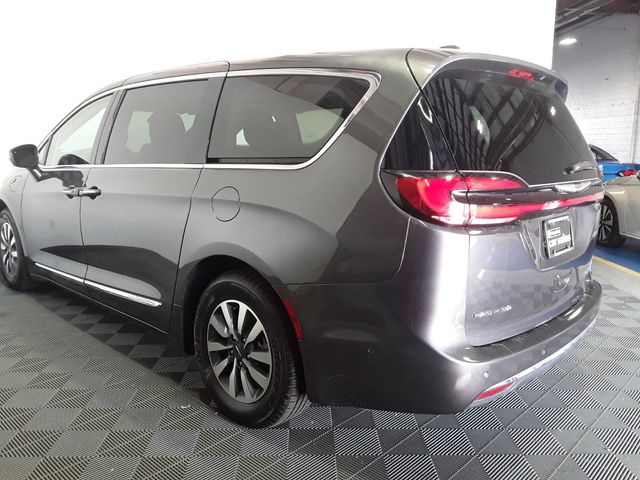 2022 Chrysler Pacifica Hybrid Limited