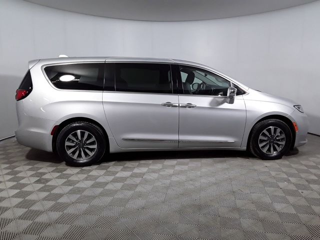 2022 Chrysler Pacifica Hybrid Limited