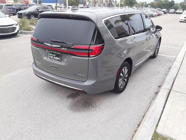 2022 Chrysler Pacifica Hybrid Limited