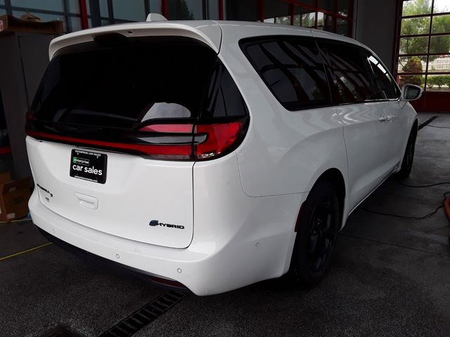 2022 Chrysler Pacifica Hybrid Limited