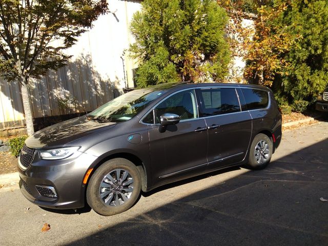 2022 Chrysler Pacifica Hybrid Limited