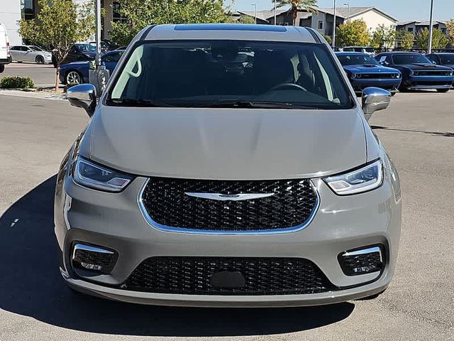 2022 Chrysler Pacifica Hybrid Limited