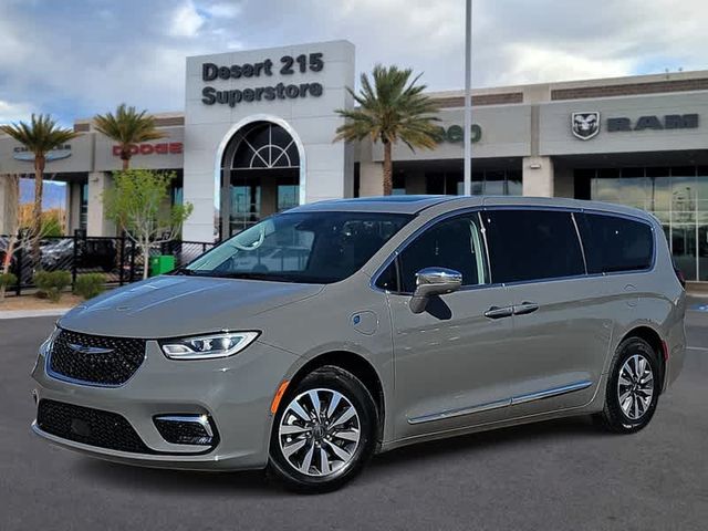 2022 Chrysler Pacifica Hybrid Limited