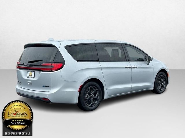 2022 Chrysler Pacifica Hybrid Limited