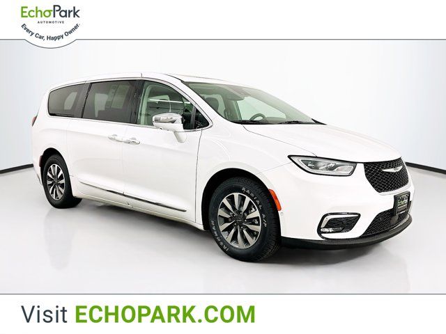 2022 Chrysler Pacifica Hybrid Limited