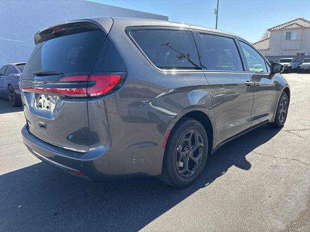 2022 Chrysler Pacifica Hybrid Limited