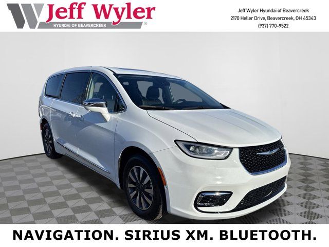 2022 Chrysler Pacifica Hybrid Limited