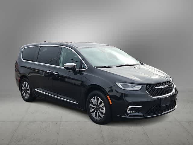 2022 Chrysler Pacifica Hybrid Limited