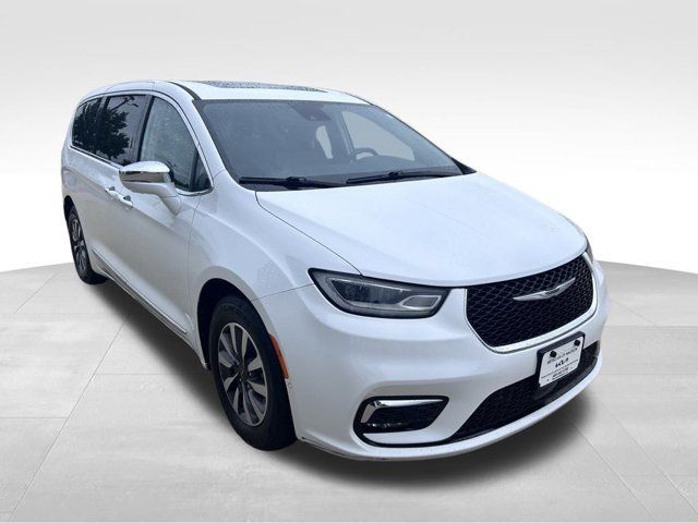 2022 Chrysler Pacifica Hybrid Limited