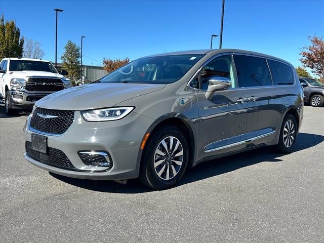 2022 Chrysler Pacifica Hybrid Limited