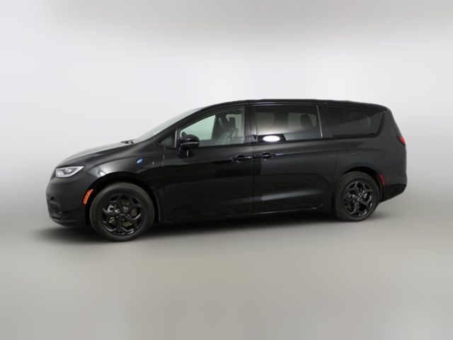 2022 Chrysler Pacifica Hybrid Limited