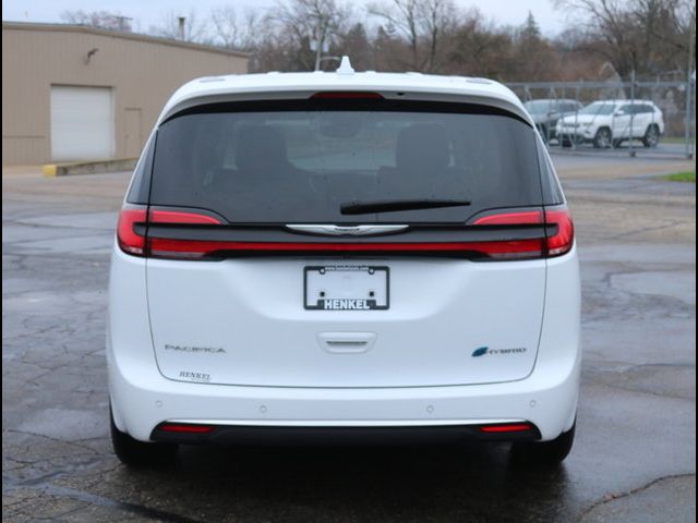 2022 Chrysler Pacifica Hybrid Limited