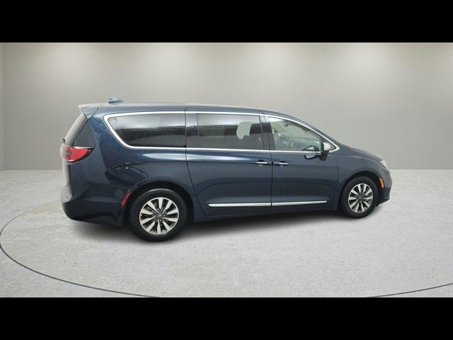 2022 Chrysler Pacifica Hybrid Limited