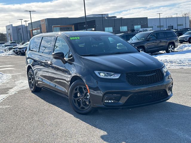 2022 Chrysler Pacifica Hybrid Limited