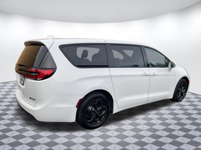 2022 Chrysler Pacifica Hybrid Limited