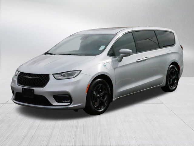 2022 Chrysler Pacifica Hybrid Limited