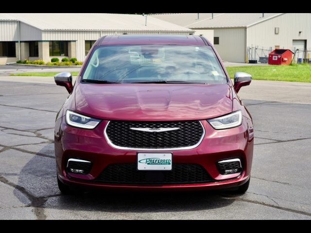 2022 Chrysler Pacifica Hybrid Limited