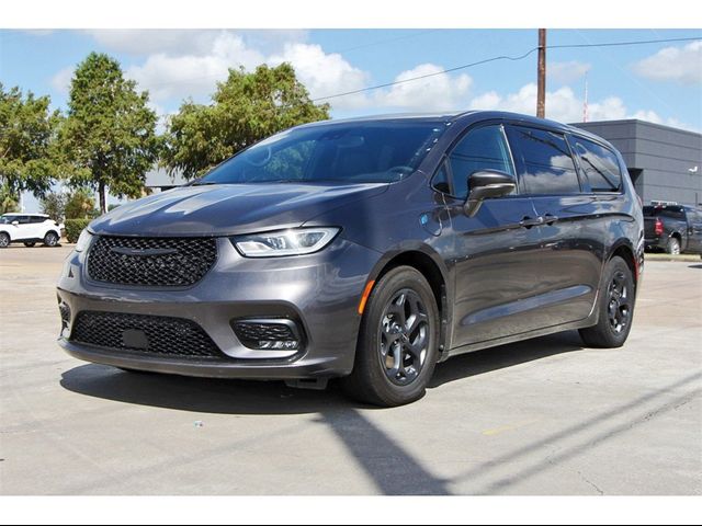 2022 Chrysler Pacifica Hybrid Limited