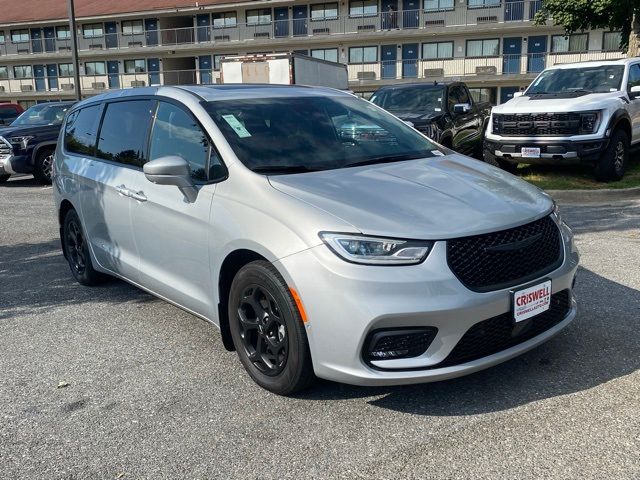 2022 Chrysler Pacifica Hybrid Limited