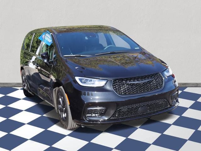 2022 Chrysler Pacifica Hybrid Limited