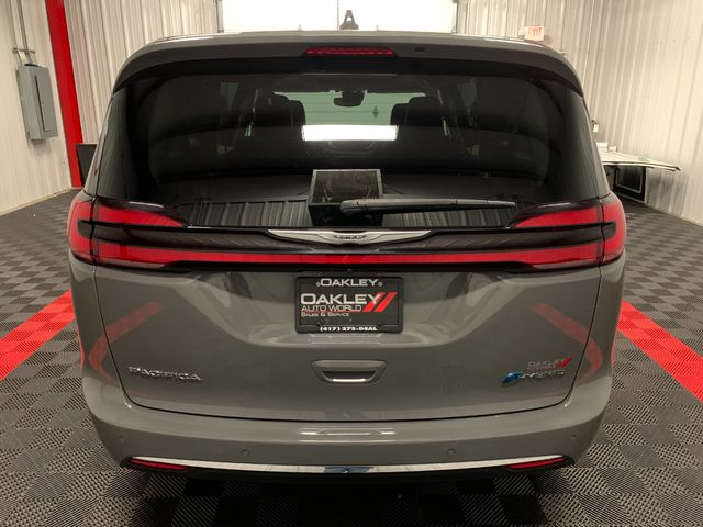 2022 Chrysler Pacifica Hybrid Limited