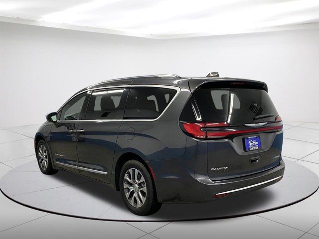 2022 Chrysler Pacifica Hybrid Pinnacle