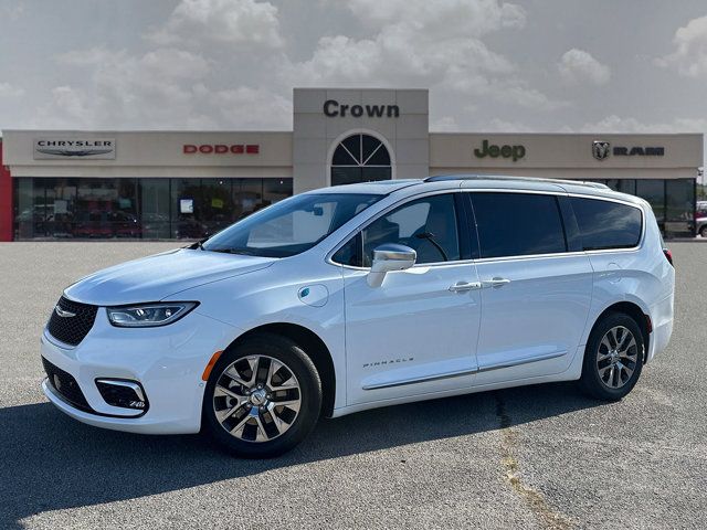 2022 Chrysler Pacifica Hybrid Pinnacle